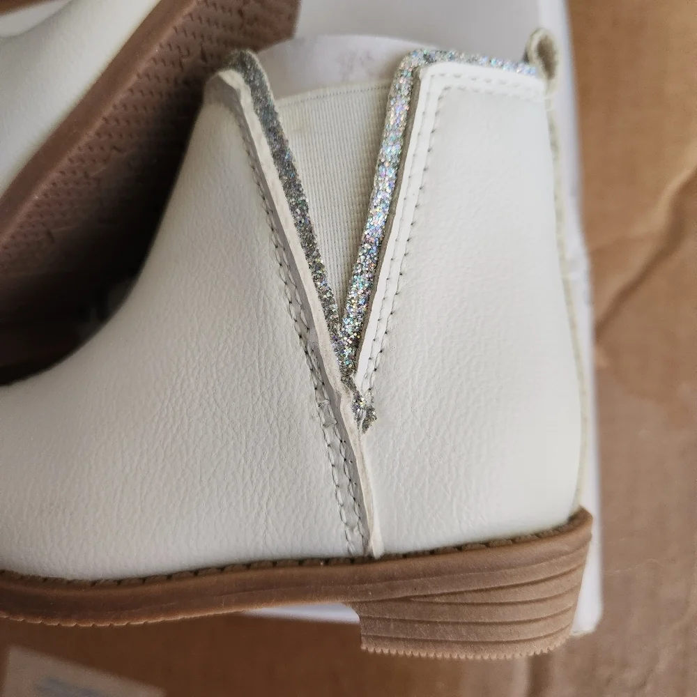 Carter's Toddler White Osaka Boots